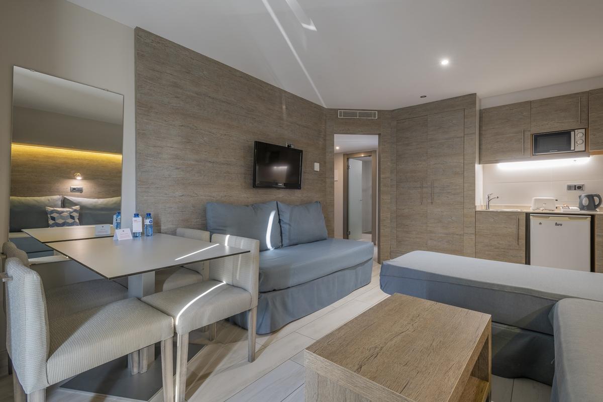 Apart-hotel Leonardo Royal Mallorca Bay 4*